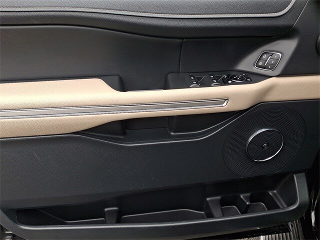 Thumbnail: 2023 Ford Expedition MAX - 11