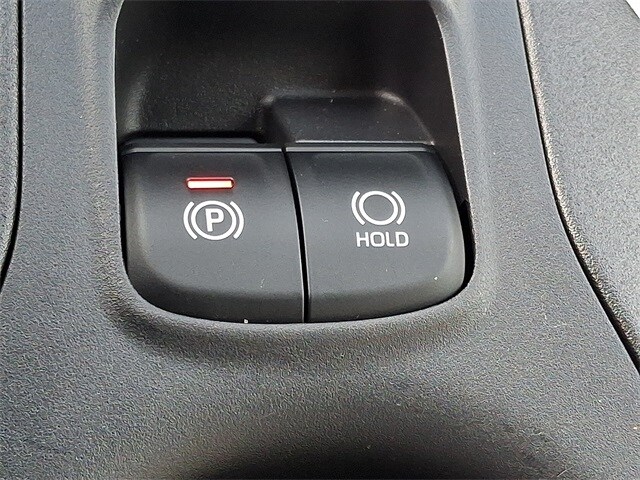 Thumbnail: 2025 Toyota Corolla Cross - 25