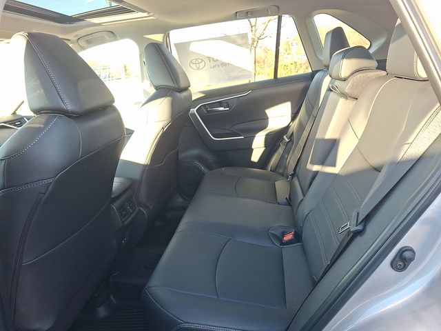 Thumbnail: 2025 Toyota RAV4 - 9