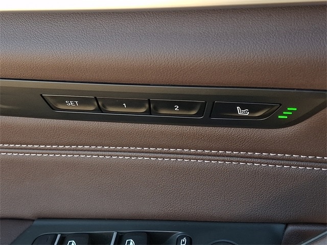 Thumbnail: 2023 BMW 5 Series - 30