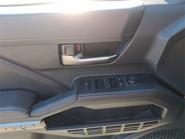 Thumbnail: 2025 Toyota Tacoma - 12