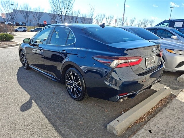 Thumbnail: 2021 Toyota Camry - 8