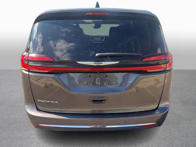 Thumbnail: 2023 Chrysler Pacifica - 5
