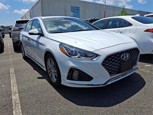 Thumbnail: 2018 Hyundai Sonata - 3