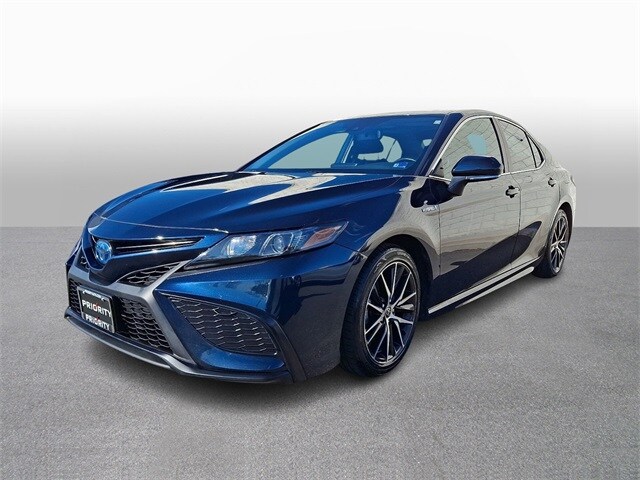 Thumbnail: 2021 Toyota Camry - 1