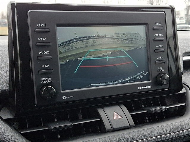 Thumbnail: 2021 Toyota RAV4 - 17