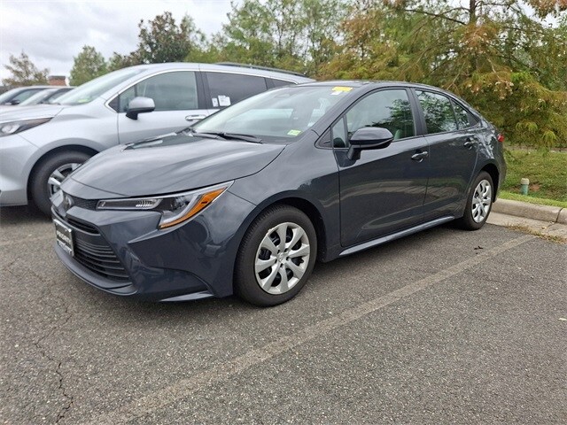 Thumbnail: 2025 Toyota Corolla - 10