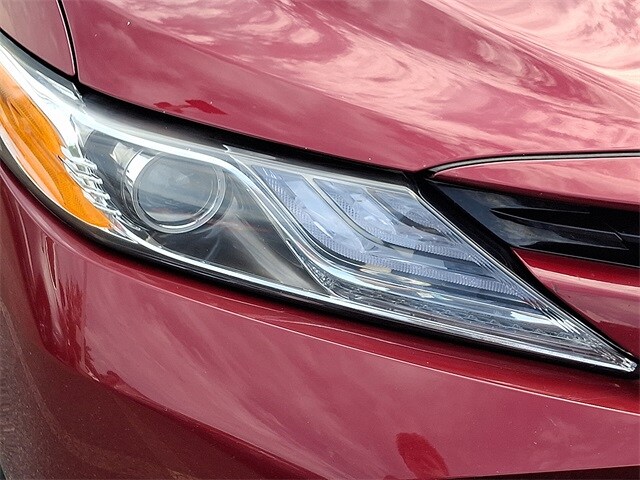 2020 Toyota Camry XLE 4