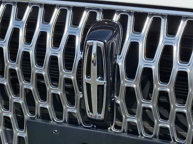 Thumbnail: 2024 Lincoln Corsair - 33