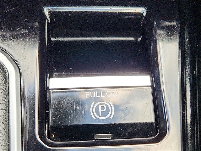 Thumbnail: 2023 Jeep Compass - 19