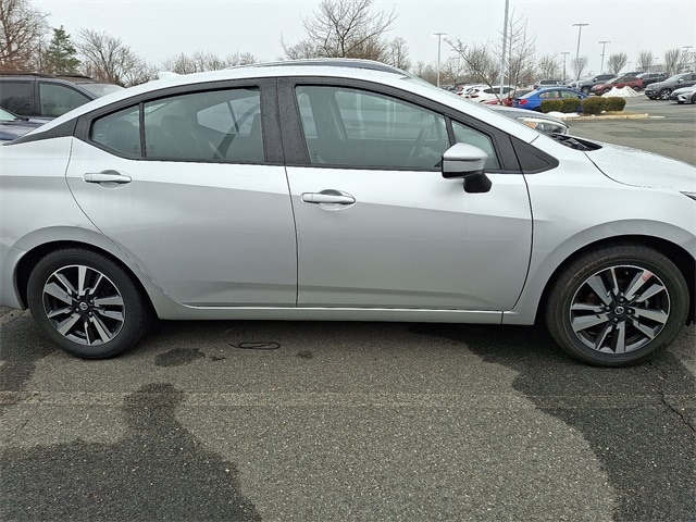 Thumbnail: 2021 Nissan Versa - 4