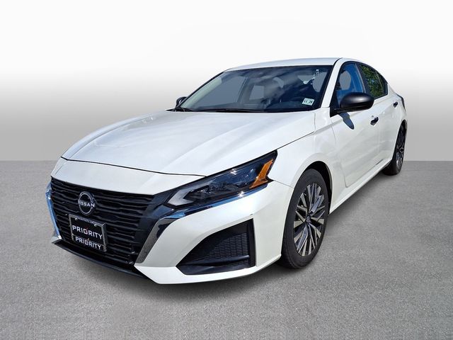 Thumbnail: 2024 Nissan Altima - 1