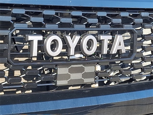 Thumbnail: 2021 Toyota Tundra - 5