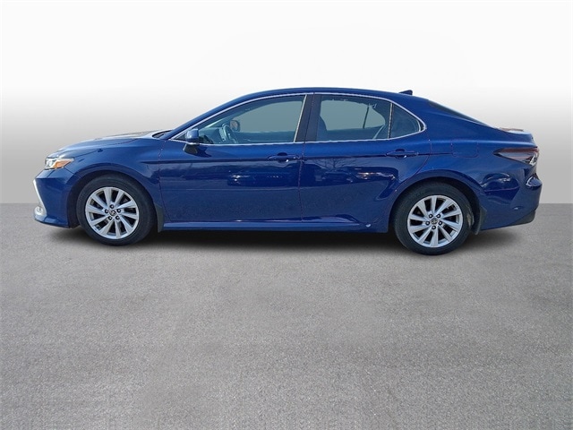 Thumbnail: 2023 Toyota Camry - 7