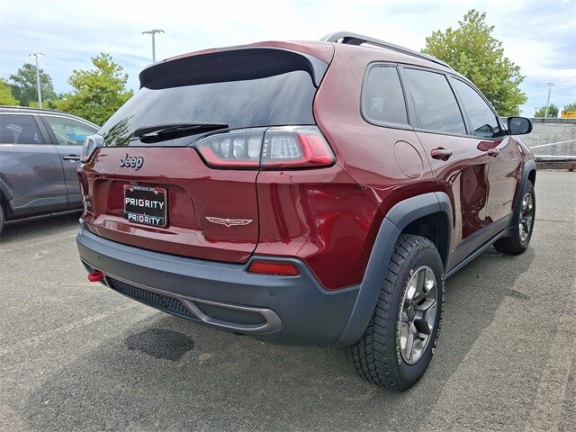 Thumbnail: 2019 Jeep Cherokee - 9