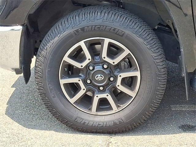 2017 Toyota Tundra Limited 8