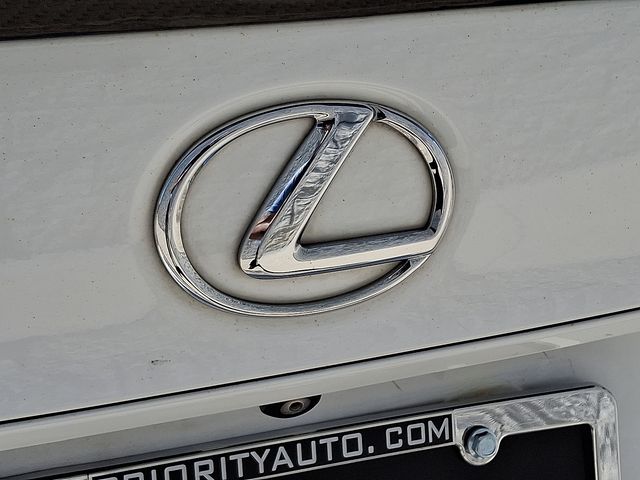 Thumbnail: 2017 Lexus IS - 8