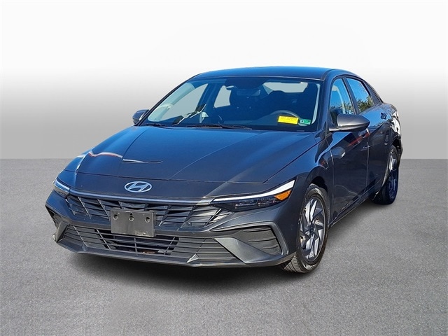 Thumbnail: 2024 Hyundai Elantra - 1