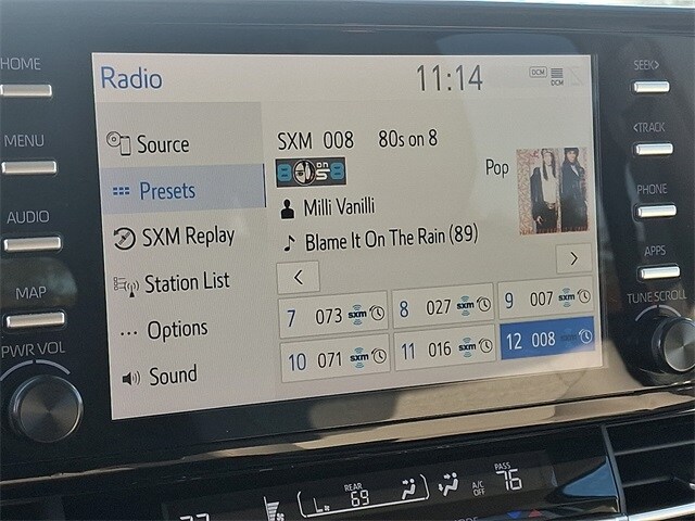 Thumbnail: 2021 Toyota Sienna - 17