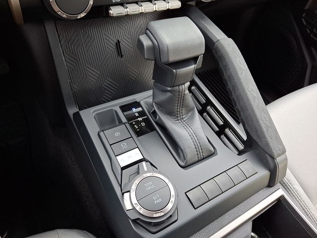 Thumbnail: 2025 Toyota Tacoma - 9