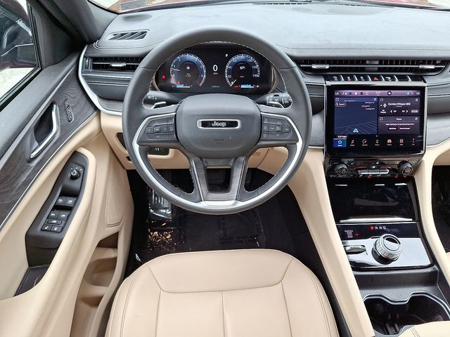 Thumbnail: 2025 Jeep Grand Cherokee - 11