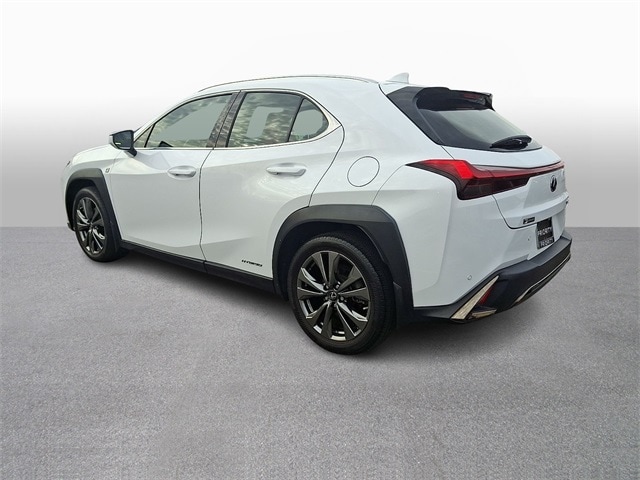 Thumbnail: 2021 Lexus UX - 6