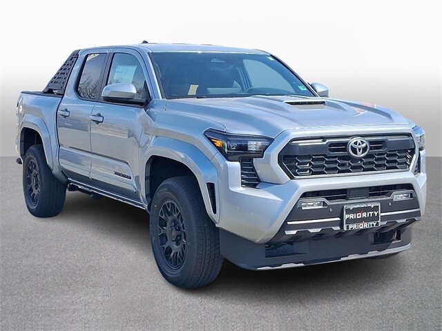 Thumbnail: 2025 Toyota Tacoma - 3