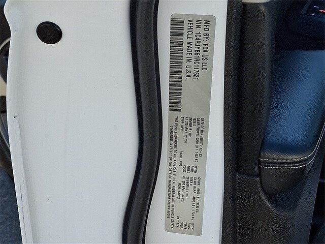 Thumbnail: 2024 Jeep Grand Cherokee - 32