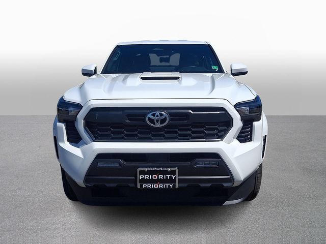 Thumbnail: 2025 Toyota Tacoma - 2