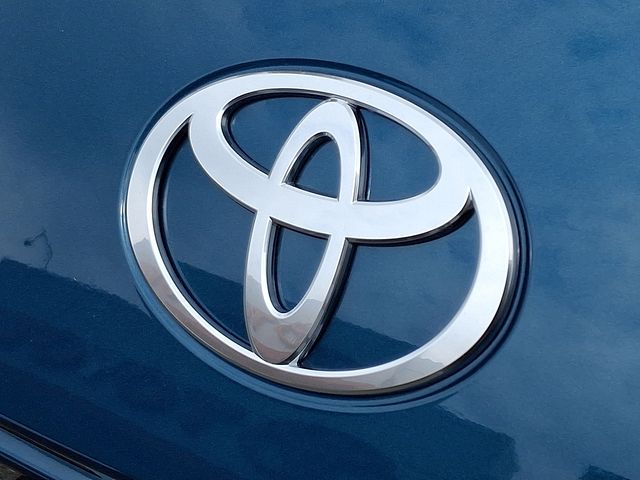 Thumbnail: 2026 Toyota Camry - 21