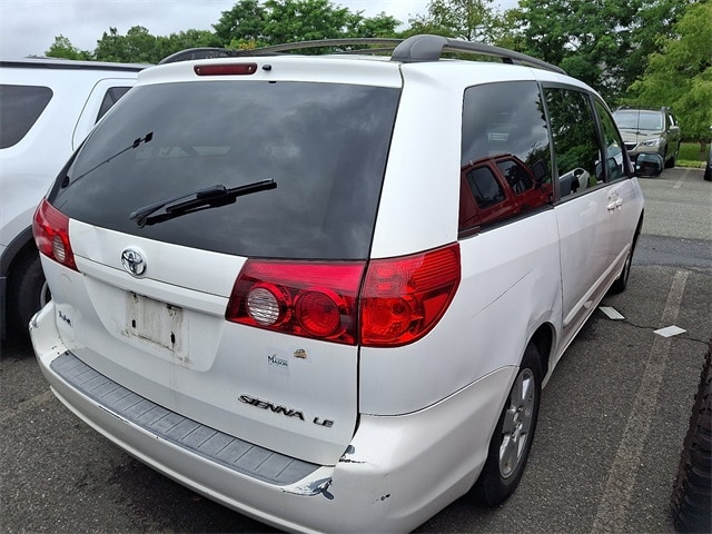 2007 Toyota Sienna LE 7