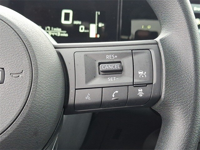 Thumbnail: 2025 Nissan Kicks - 21