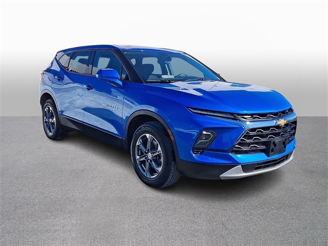 Thumbnail: 2025 Chevrolet Blazer - 3