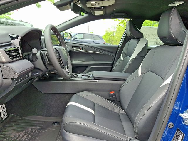 Thumbnail: 2026 Toyota Camry - 10