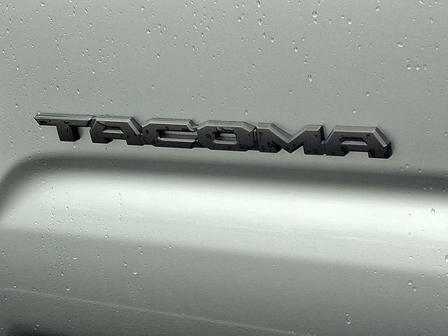 Thumbnail: 2023 Toyota Tacoma - 30