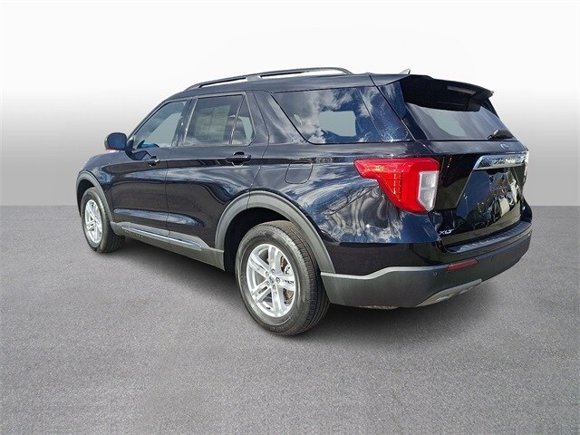 Thumbnail: 2022 Ford Explorer - 6