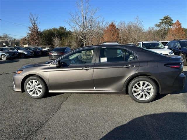 Thumbnail: 2024 Toyota Camry - 3