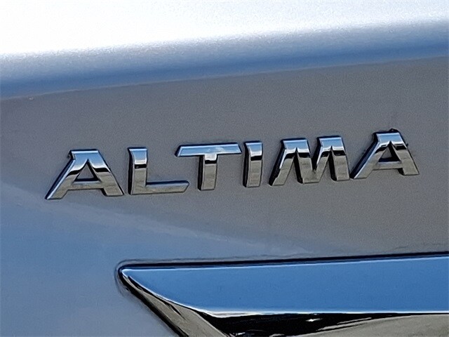 Thumbnail: 2014 Nissan Altima - 30