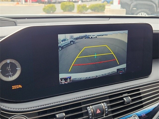 Thumbnail: 2022 Lexus LS - 18