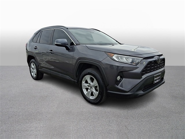 Thumbnail: 2019 Toyota RAV4 - 3