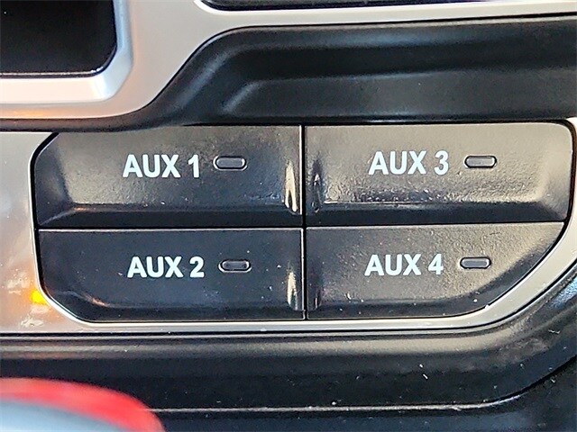 Thumbnail: 2025 Jeep Wrangler - 26