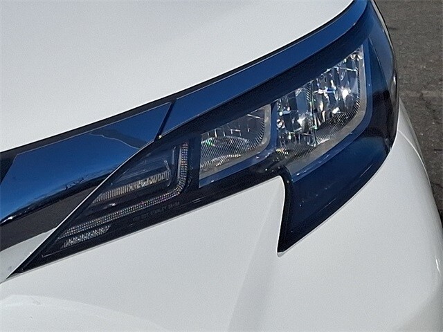 Thumbnail: 2022 Toyota Sienna - 9