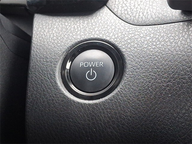 Thumbnail: 2025 Toyota Camry - 22