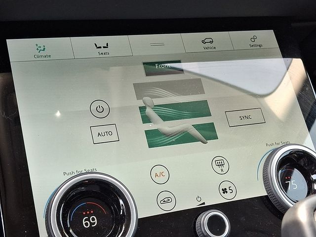 Thumbnail: 2020 Land Rover Range Rover Evoque - 16