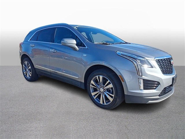 Thumbnail: 2025 Cadillac XT5 - 3