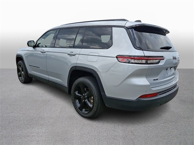 Thumbnail: 2023 Jeep Grand Cherokee L - 6
