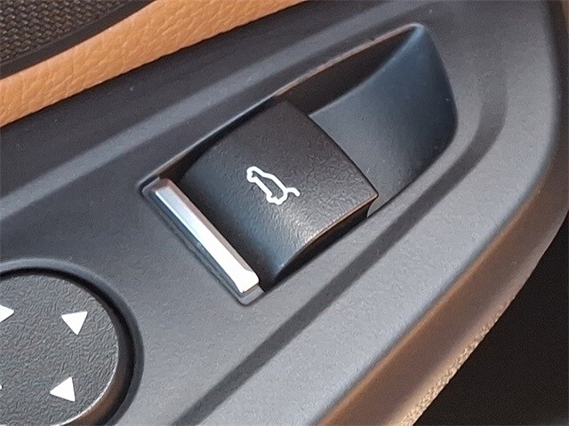 Thumbnail: 2015 BMW X4 - 27