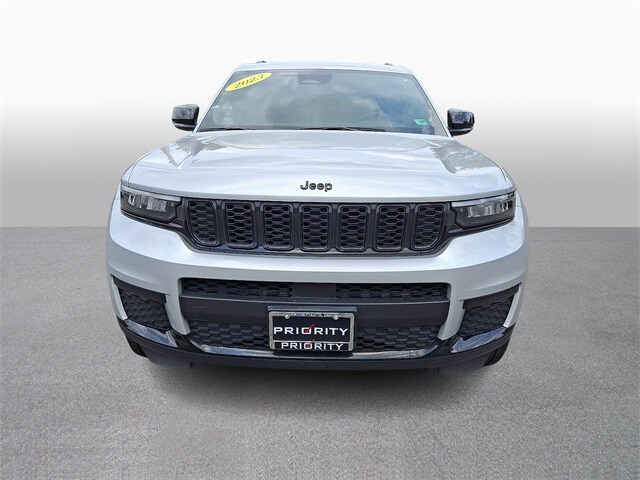 Thumbnail: 2023 Jeep Grand Cherokee L - 2
