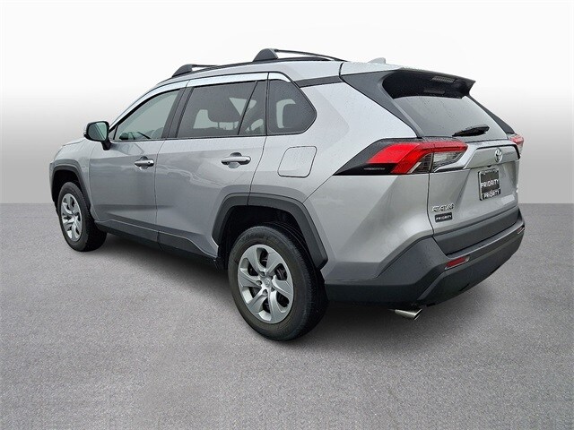Thumbnail: 2021 Toyota RAV4 - 6