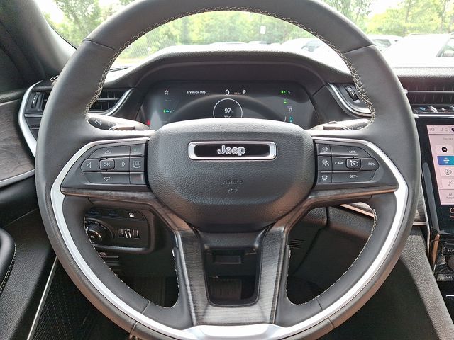 Thumbnail: 2024 Jeep Grand Cherokee - 19